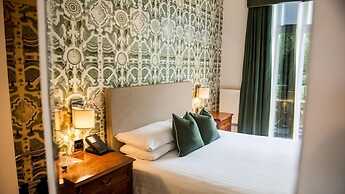 Bartle Hall Country Hotel