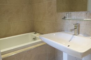 Bartle Hall Country Hotel