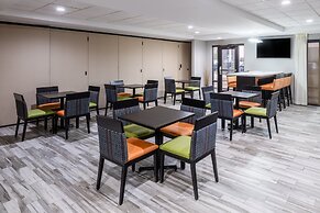 Garner Hotel Oklahoma City - Quail Springs by IHG