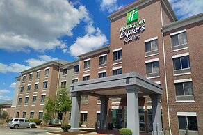 Holiday Inn Express And Suites Milwaukee Nw Park Place, an IHG Hotel