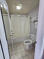 Atlantic Shores Inn and Suites