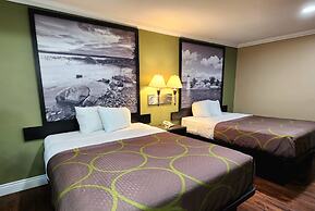 Super 8 by Wyndham Pembroke