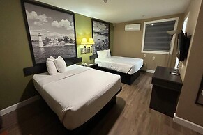 Super 8 by Wyndham Pembroke