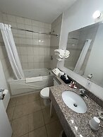 Super 8 by Wyndham Pembroke