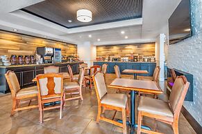 Comfort Inn & Suites Thousand Islands Harbour District