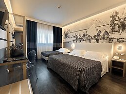 The Sydney Hotel