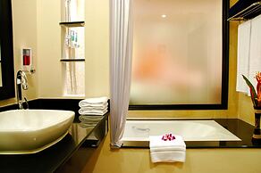 Horizon Karon Beach Resort & Spa