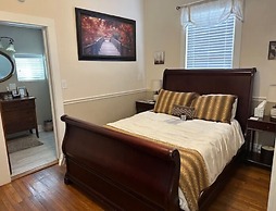 The Charleston Inn