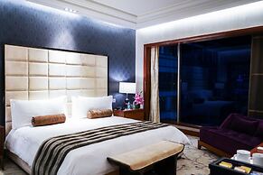 Crowne Plaza Hotel Gurgaon by IHG