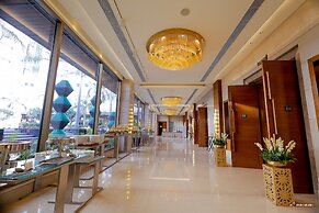 Crowne Plaza Hotel Gurgaon by IHG