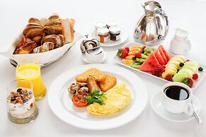 Crowne Plaza Hotel Gurgaon by IHG