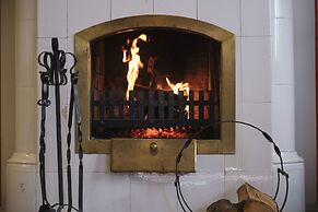 Villa Ammende Restaurant & Hotel