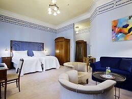 Villa Ammende Restaurant & Hotel