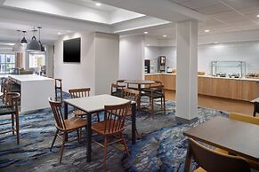 Fairfield Inn and Suites by Marriott Atlanta McDonough