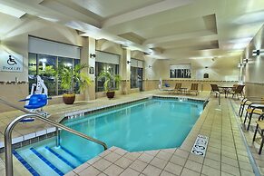 Holiday Inn & Suites Green Bay Stadium by IHG