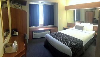 Microtel Inn & Suites by Wyndham Beckley East