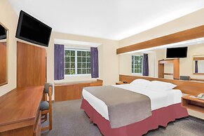 Microtel Inn & Suites by Wyndham Beckley East