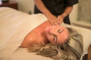 FivePine Lodge & Spa