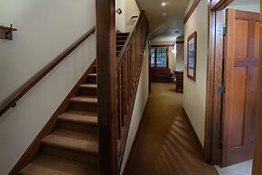 FivePine Lodge & Spa