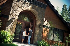 FivePine Lodge & Spa