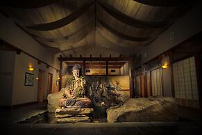 FivePine Lodge & Spa