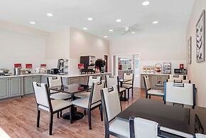 Best Western Plus Two Rivers Hotel & Suites