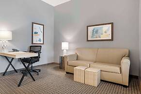 Best Western Plus Two Rivers Hotel & Suites