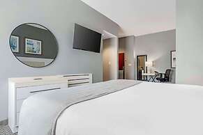 Best Western Plus Two Rivers Hotel & Suites