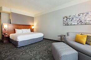 Courtyard by Marriott Houston by the Galleria