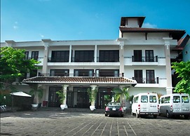 River Beach Resort and Residences