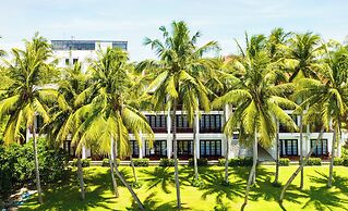 River Beach Resort and Residences