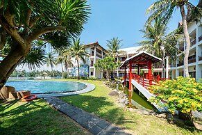 River Beach Resort and Residences