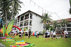 River Beach Resort and Residences