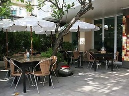 Baboona Beachfront Living