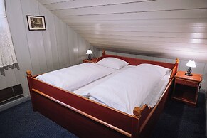 Byrkjedalstunet
