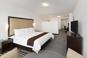Wyndham Costa Del Sol Lima Airport