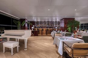 Swissotel Buyuk Efes Izmir