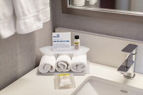 Holiday Inn Express Hotel & Suites Riverport Richmond by IHG