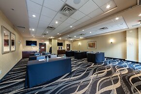 Holiday Inn Express Hotel & Suites Riverport Richmond by IHG