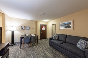 Holiday Inn Express Hotel & Suites Riverport Richmond by IHG
