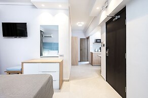 Poseidon Hotel and Apartments