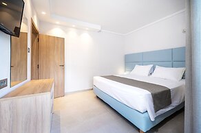 Poseidon Hotel and Apartments