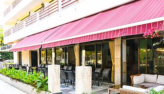 Poseidon Hotel and Apartments