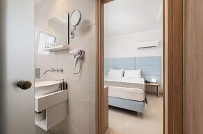 Poseidon Hotel and Apartments