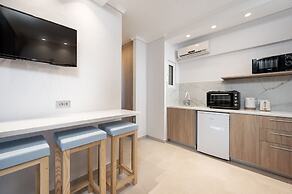 Poseidon Hotel and Apartments