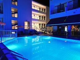 Poseidon Hotel and Apartments