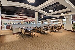 Canad Inns Destination Center Grand Forks