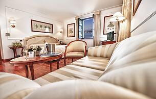 Relais Casali della Cisterna