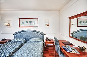 Relais Casali della Cisterna