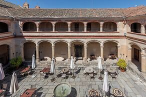 Hotel San Antonio El Real
